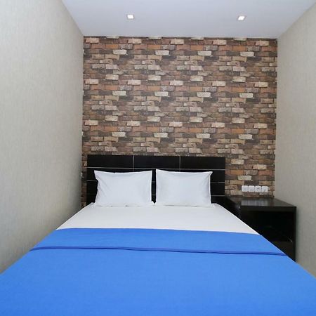 Kamar Keluarga Kampung Bali III Hostel Τζακάρτα Εξωτερικό φωτογραφία